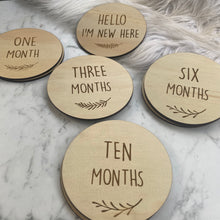 Load image into Gallery viewer, Milestone Cards set - Leaf set
